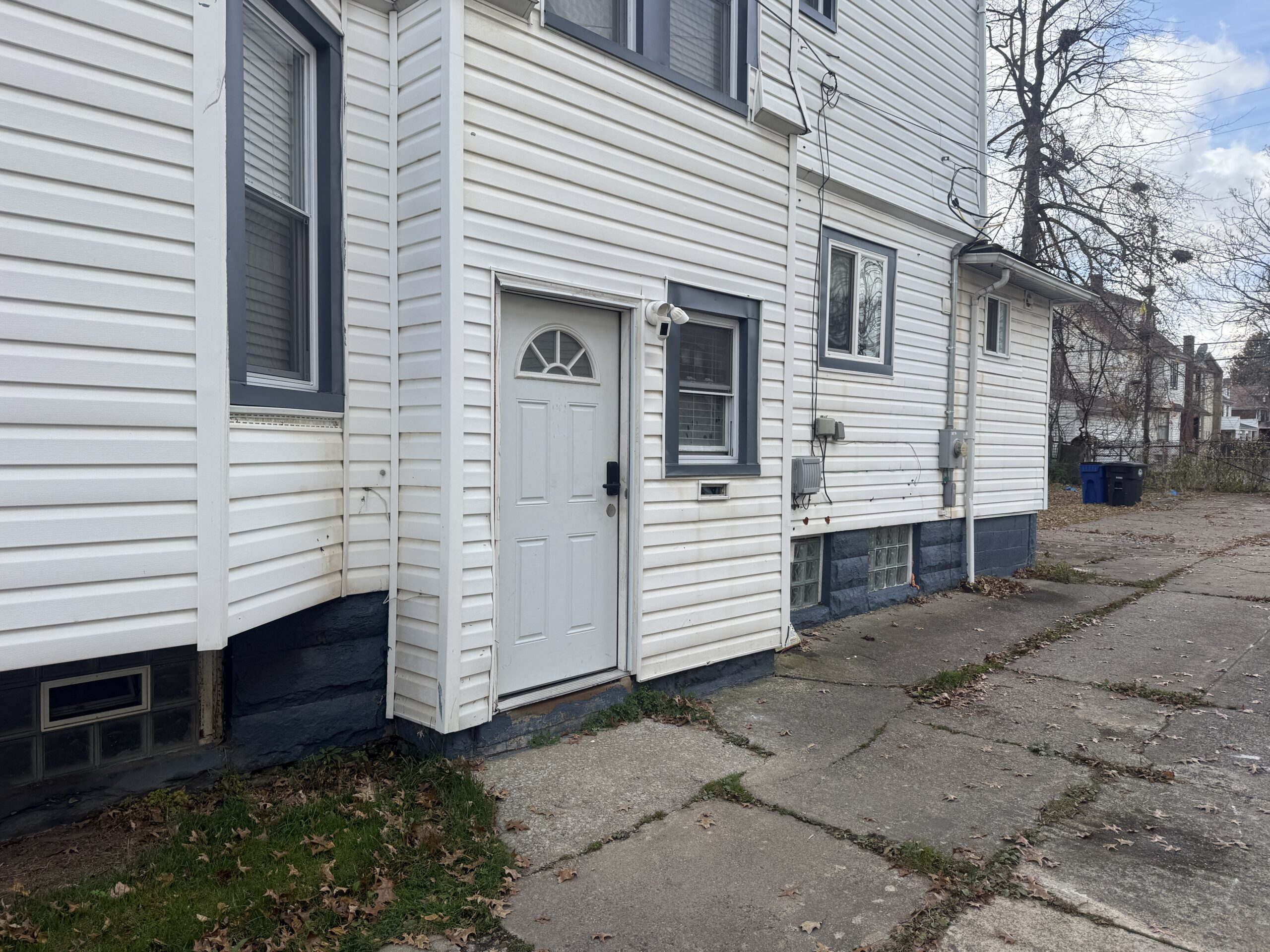 Welcome to Edgwater Residence XIV