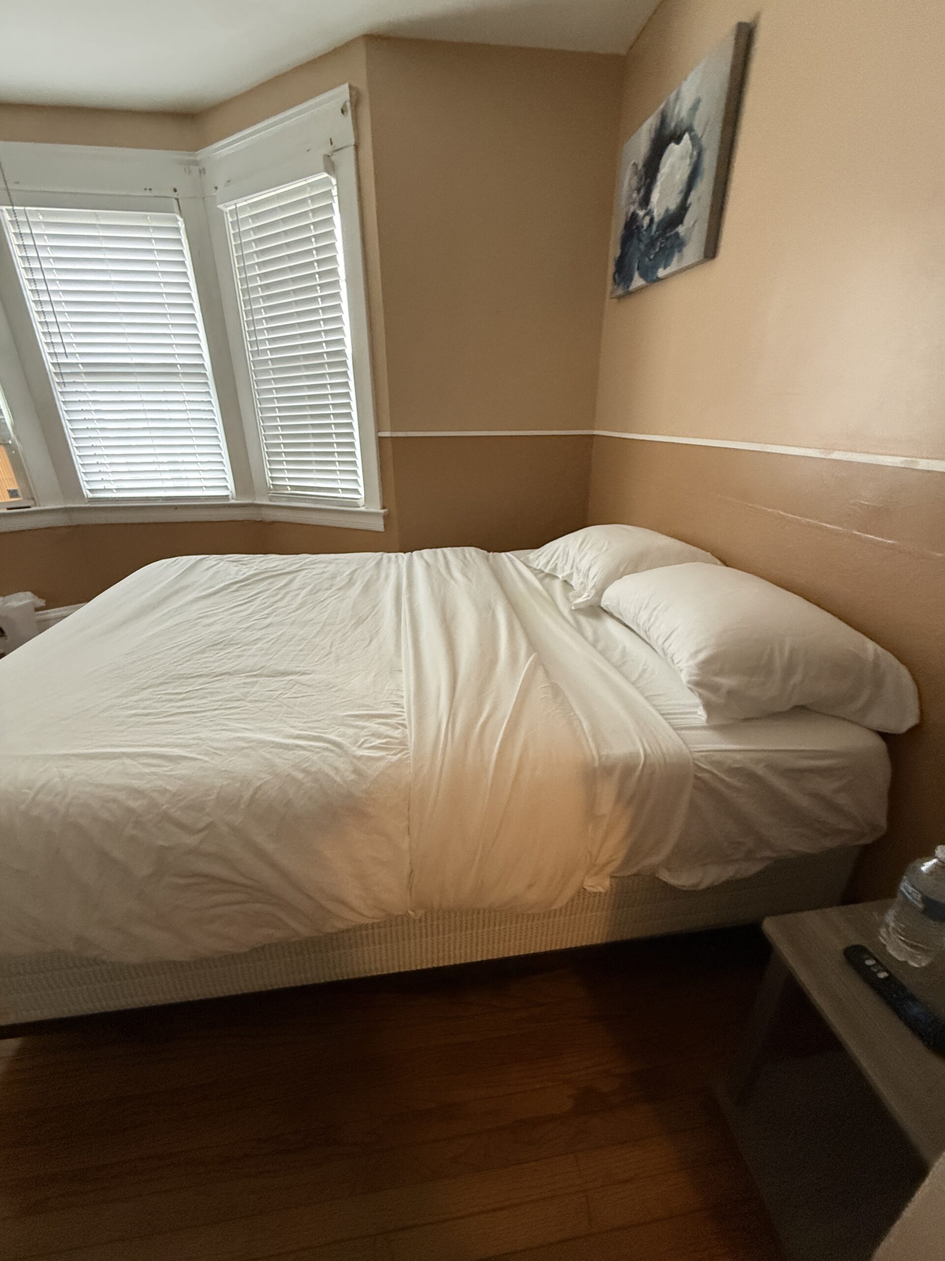 Affordable stay near edgewater park
