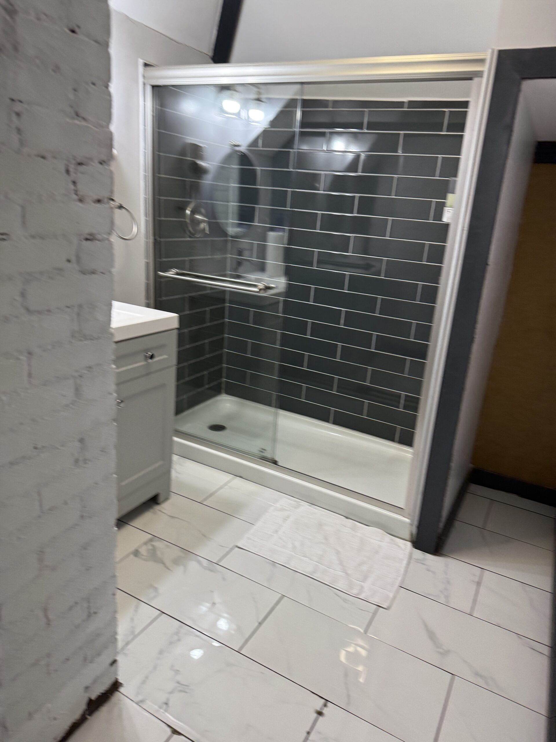 The Mapa Suite third floor perfection affordable Stay Cleveland, Ohio