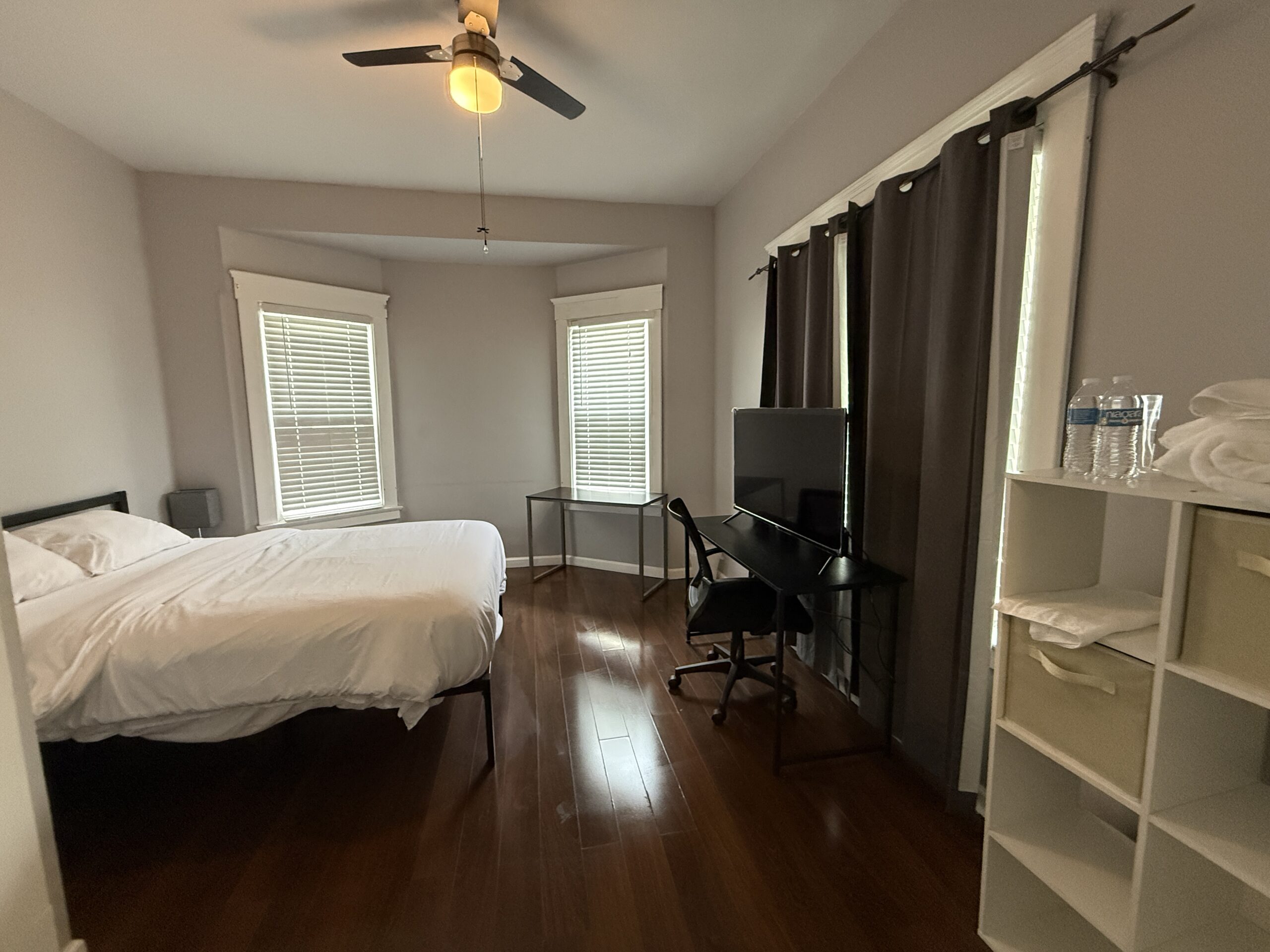 Uno room early check in available