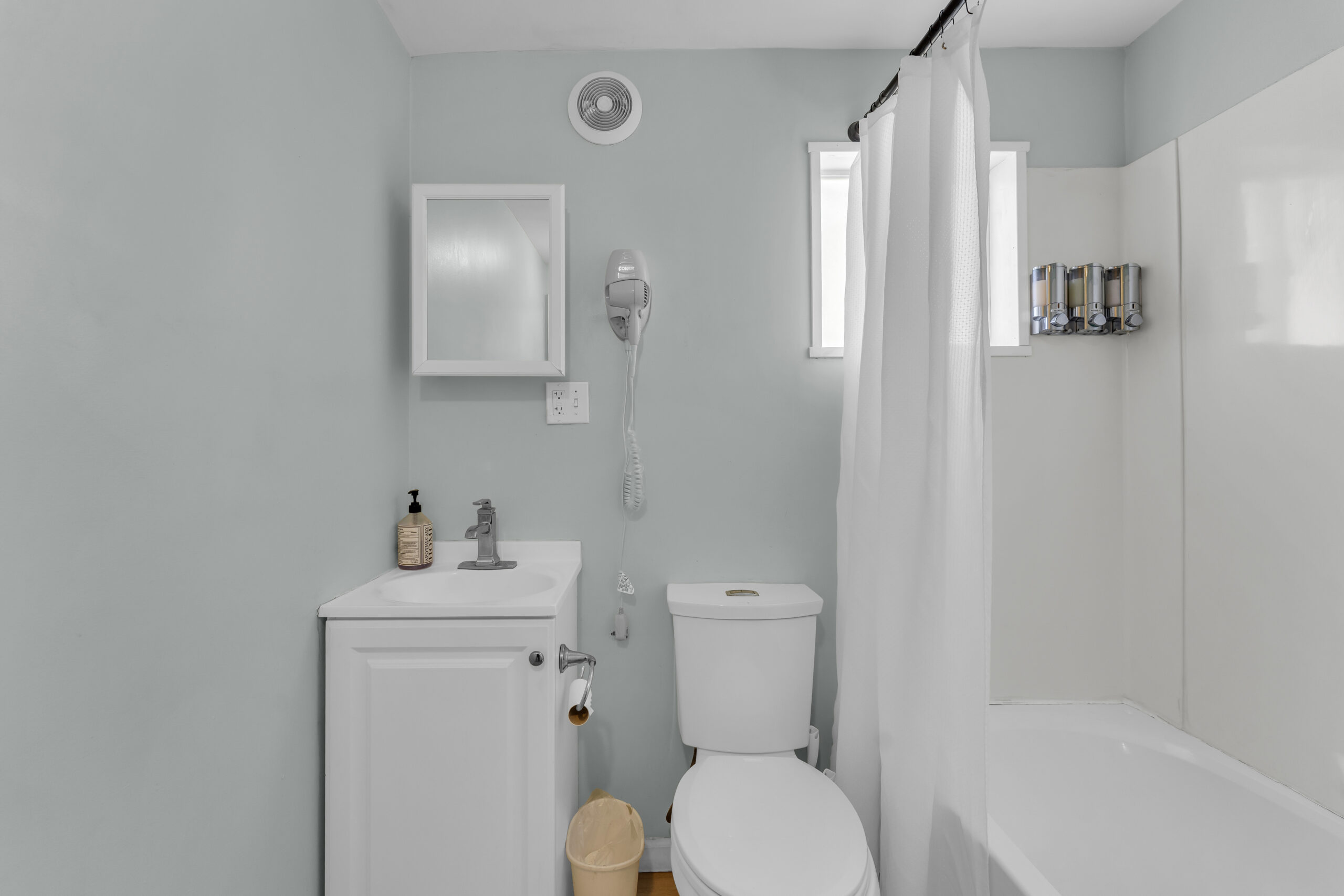 Full Bath 1st Floor